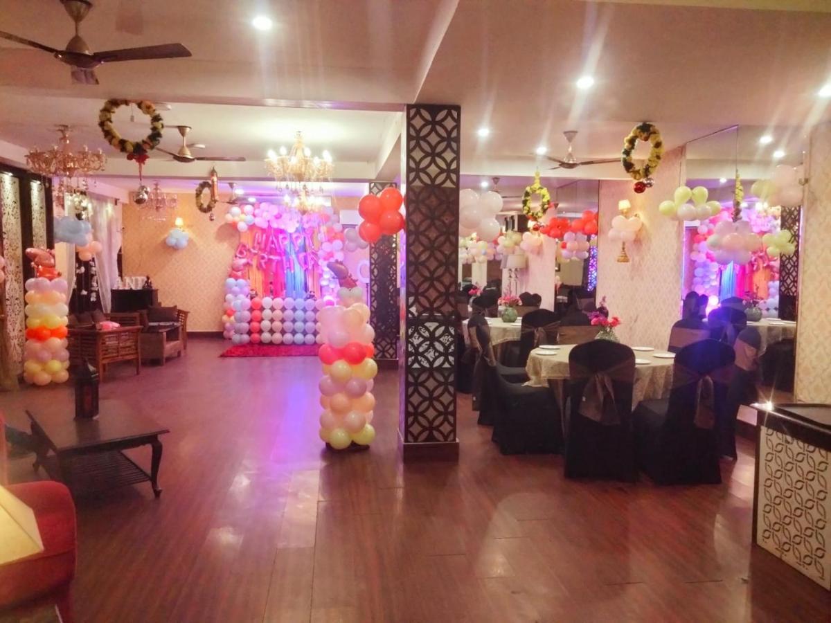 Anand Bhawan Otel Yeni Delhi Dış mekan fotoğraf