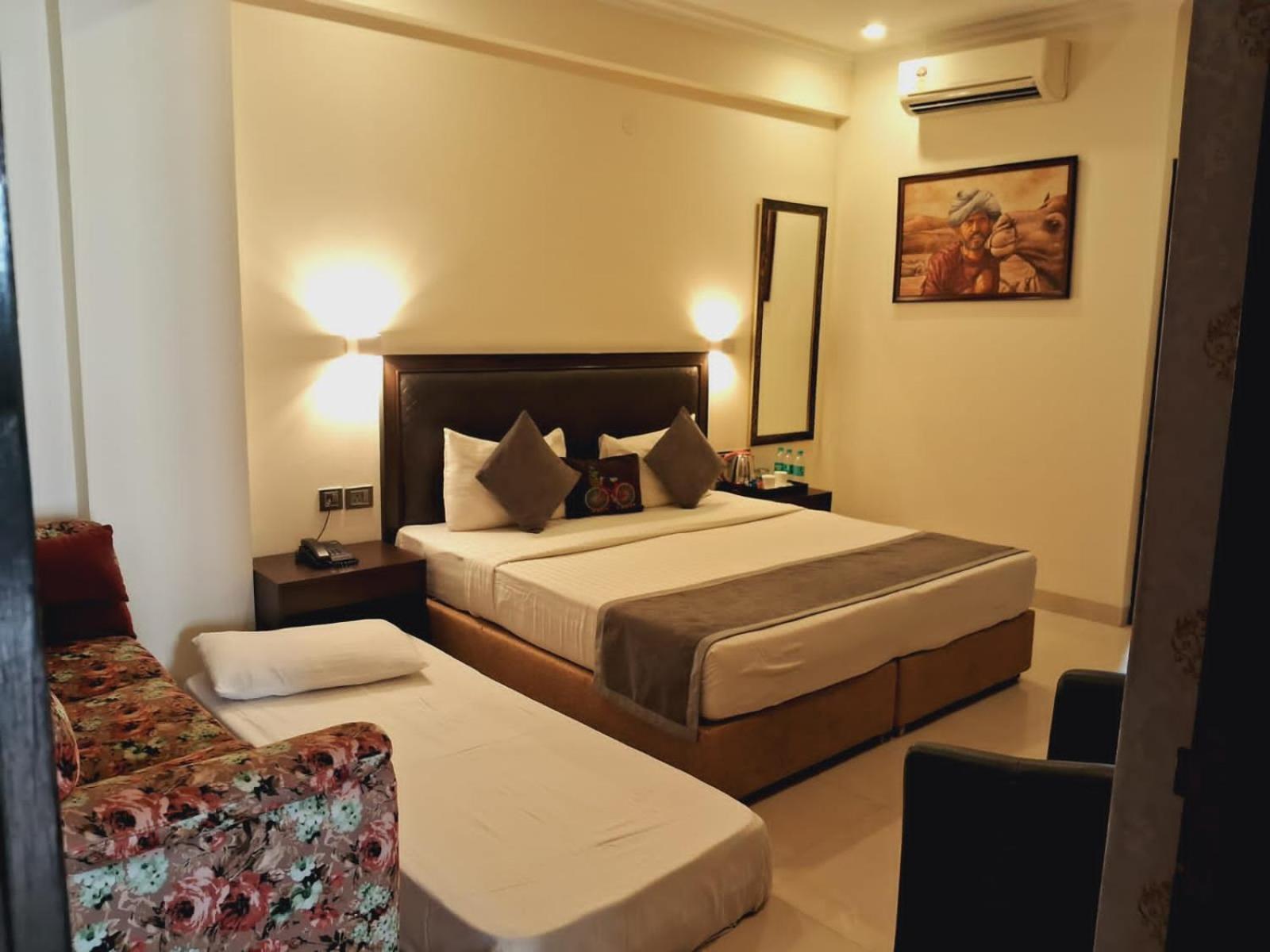 Anand Bhawan Otel Yeni Delhi Dış mekan fotoğraf
