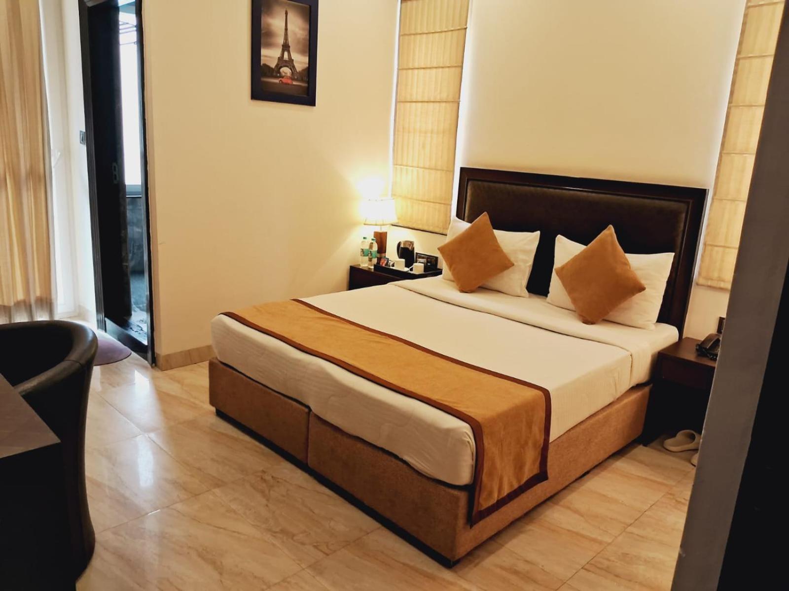 Anand Bhawan Otel Yeni Delhi Dış mekan fotoğraf